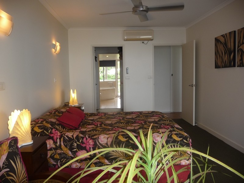 4, 69 Banfield Parade, Wongaling Beach QLD 4852