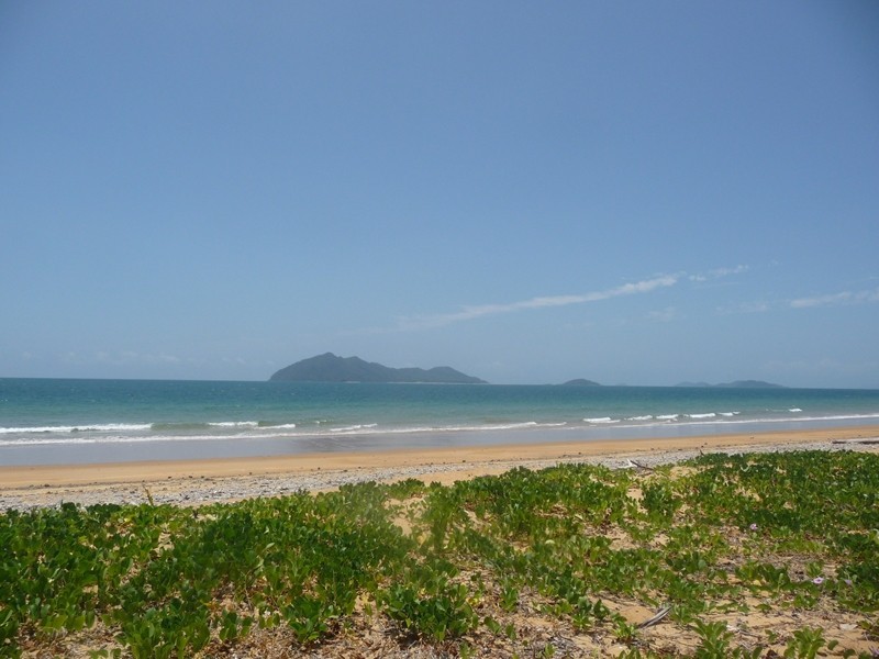 4, 69 Banfield Parade, Wongaling Beach QLD 4852