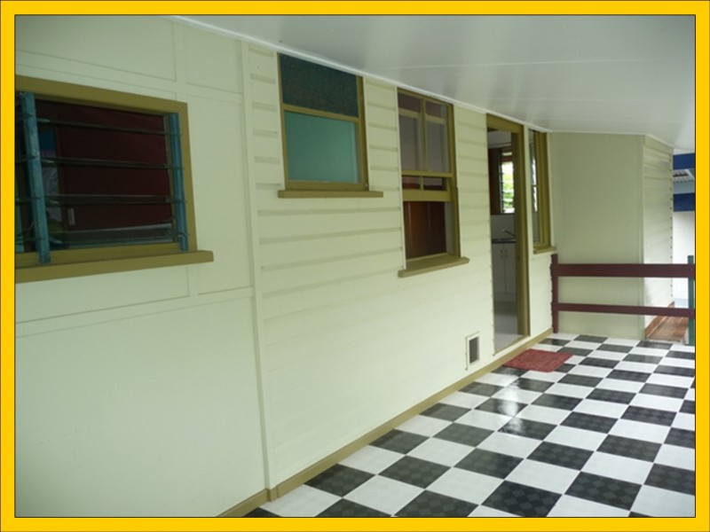 4 Walter Lever Estate Road, Silkwood QLD 4856