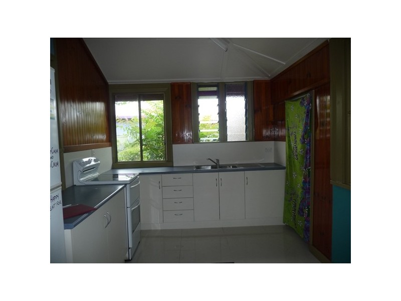 4 Walter Lever Estate Road, Silkwood QLD 4856