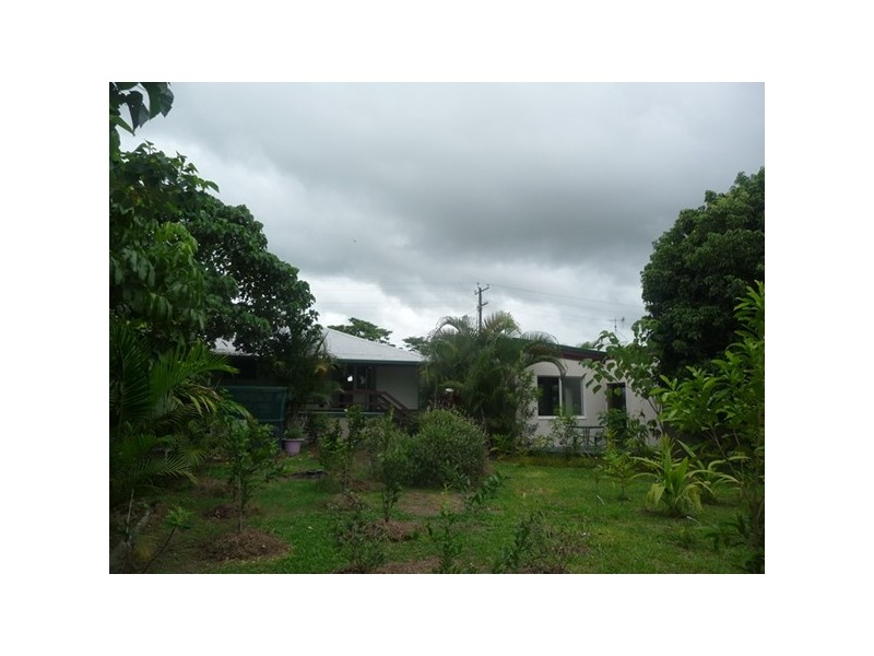 4 Walter Lever Estate Road, Silkwood QLD 4856