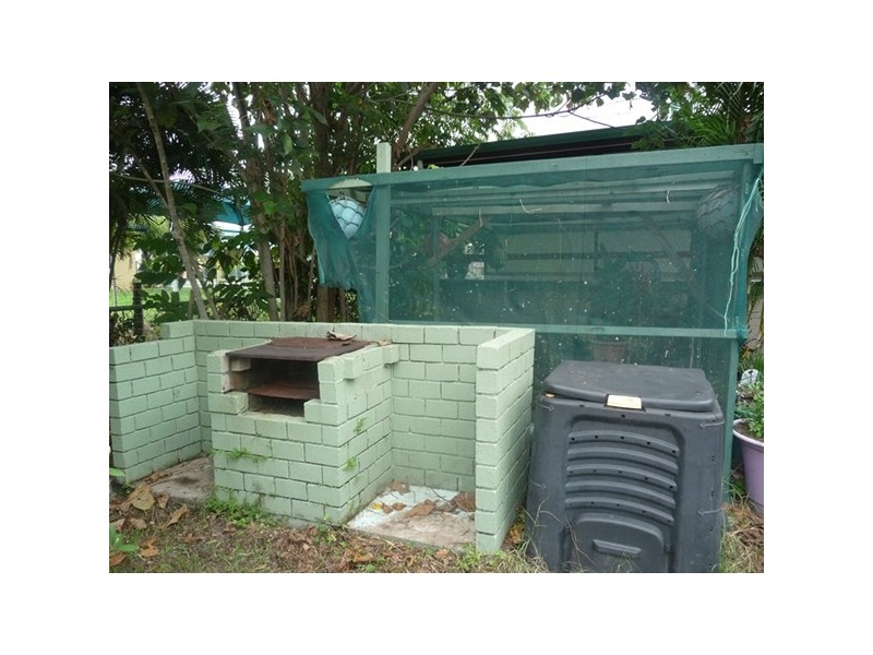 4 Walter Lever Estate Road, Silkwood QLD 4856