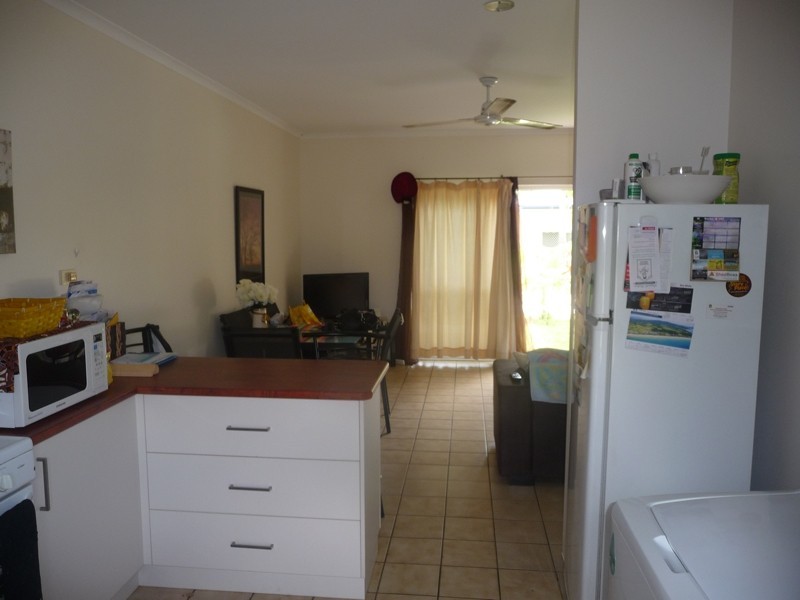 2/16 Wongaling Beach Road, Wongaling Beach QLD 4852