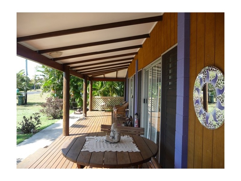 43 Mission Drive, South Mission Beach QLD 4852