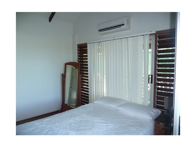 43 Mission Drive, South Mission Beach QLD 4852