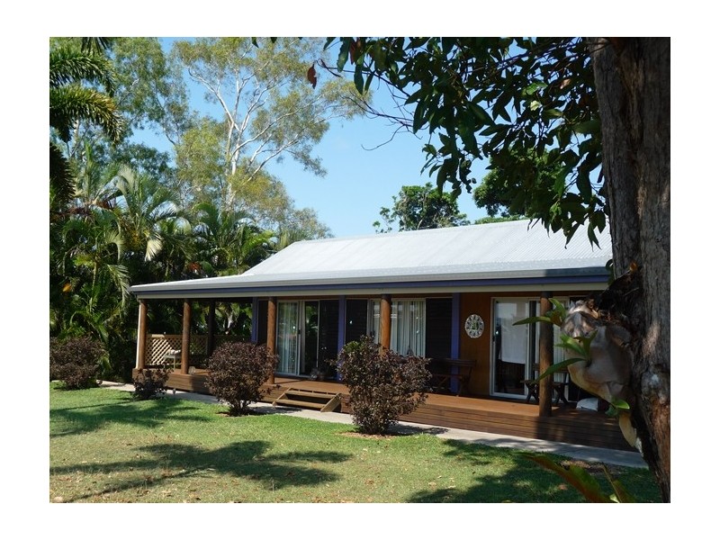 43 Mission Drive, South Mission Beach QLD 4852