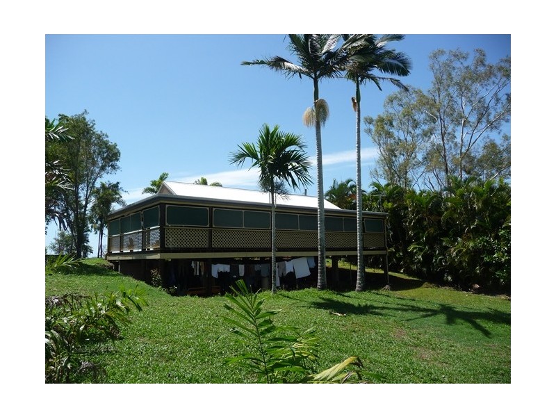 43 Mission Drive, South Mission Beach QLD 4852