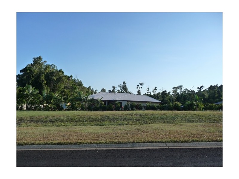 7 Oceanview Drive, Wongaling Beach QLD 4852