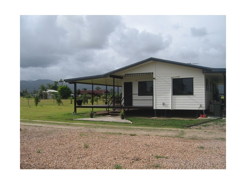 154 Old Tully Road, Birkalla QLD 4854