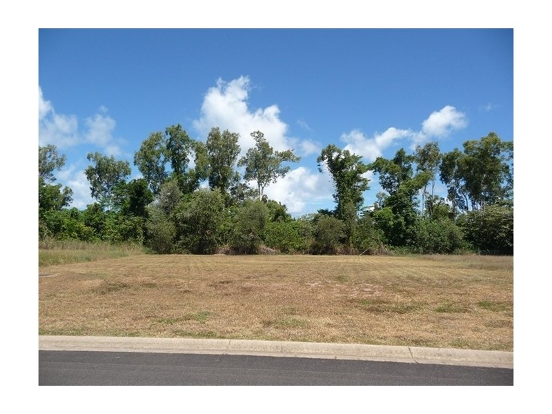 44 Sanctuary Crescent, Wongaling Beach QLD 4852