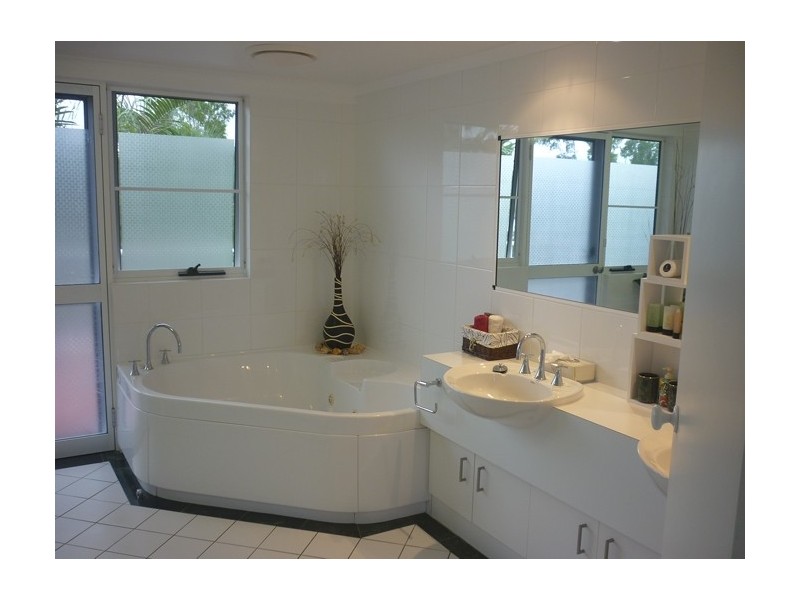 13, 69 Banfield Parade, Wongaling Beach QLD 4852