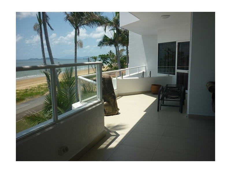13, 69 Banfield Parade, Wongaling Beach QLD 4852