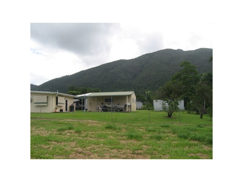 26 Webb Street, Tully QLD 4854