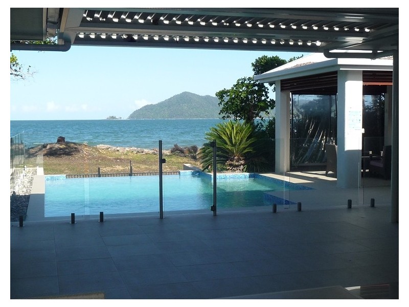 2d Reid Road, Wongaling Beach QLD 4852