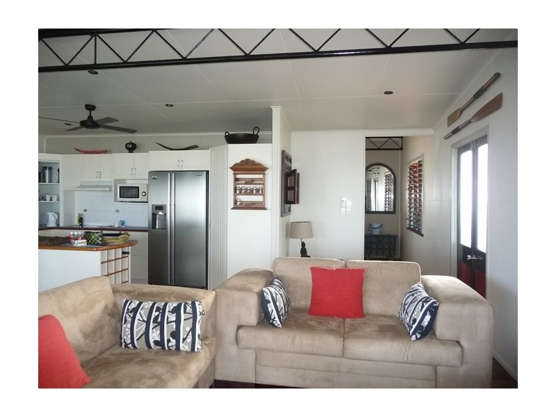 84 Kennedy Esplanade, South Mission Beach QLD 4852