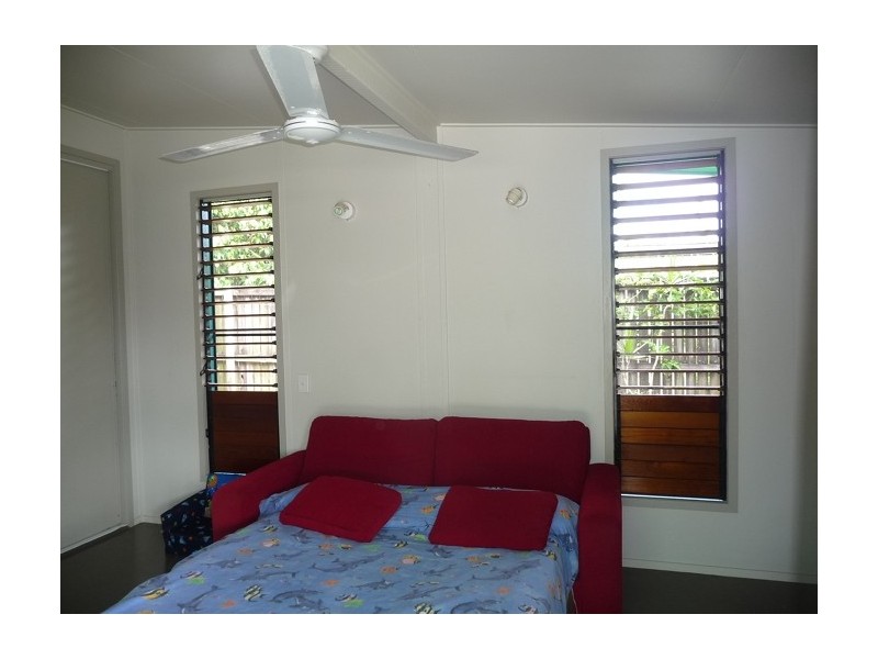 84 Kennedy Esplanade, South Mission Beach QLD 4852