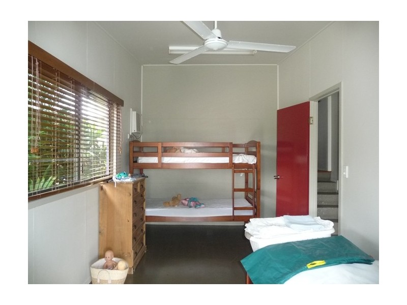 84 Kennedy Esplanade, South Mission Beach QLD 4852