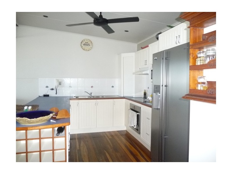 84 Kennedy Esplanade, South Mission Beach QLD 4852