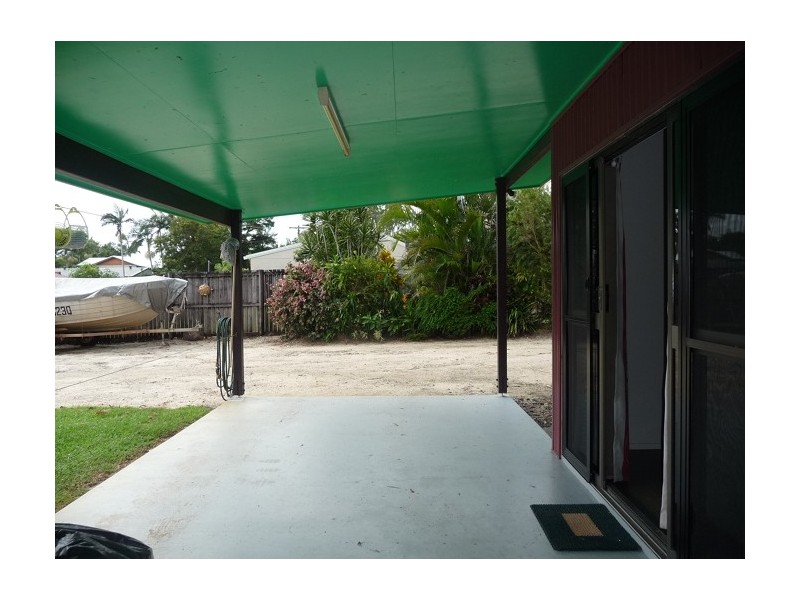 84 Kennedy Esplanade, South Mission Beach QLD 4852