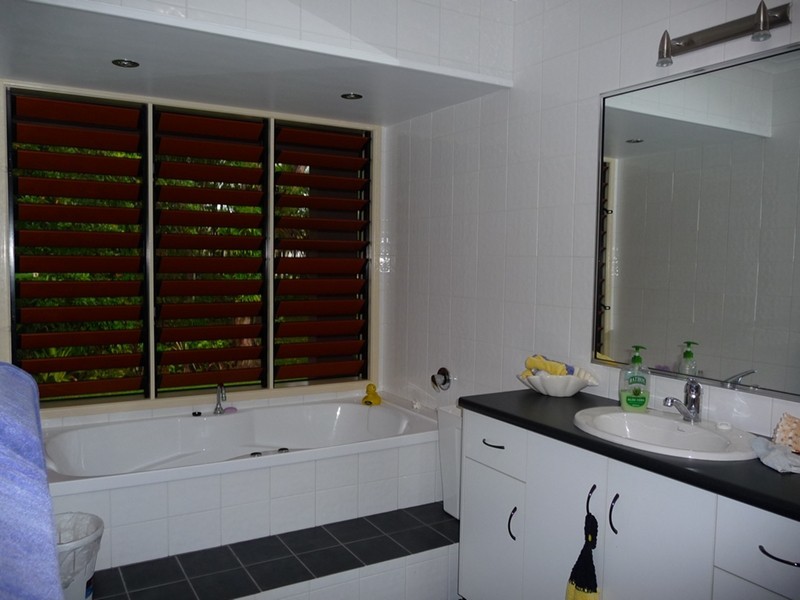 856 East Feluga Road, East Feluga QLD 4854