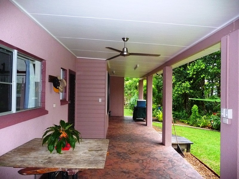 856 East Feluga Road, East Feluga QLD 4854