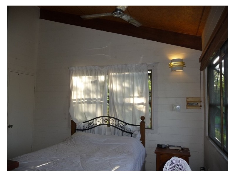 9 Webb Court, Bingil Bay QLD 4852