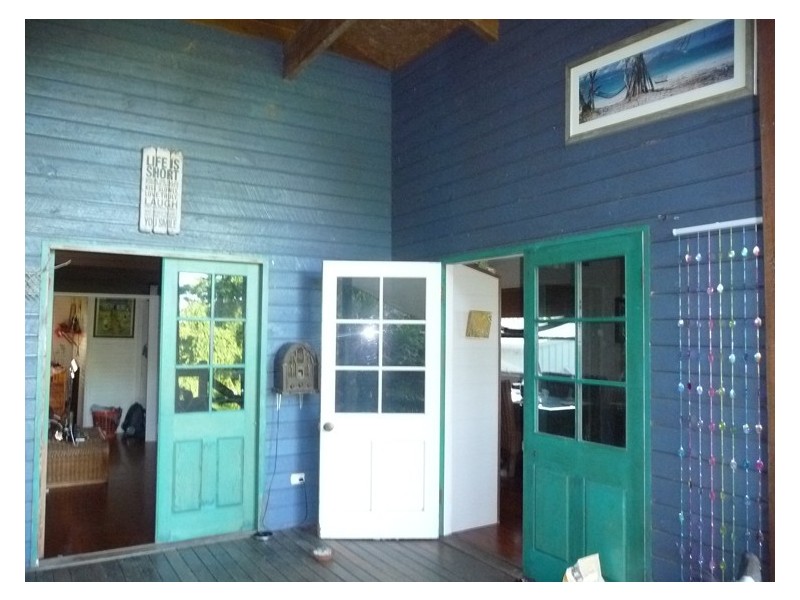 9 Webb Court, Bingil Bay QLD 4852