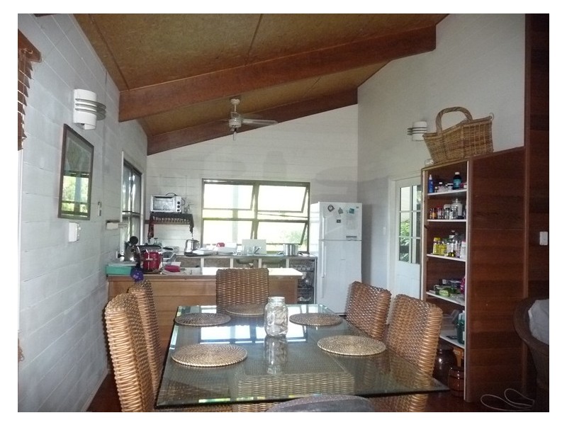 9 Webb Court, Bingil Bay QLD 4852