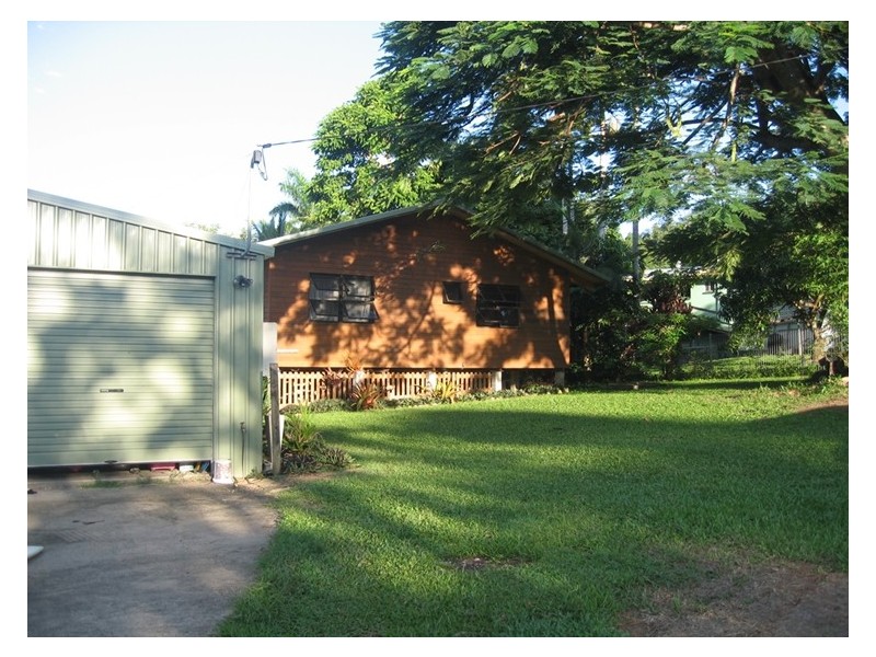 9 Webb Court, Bingil Bay QLD 4852