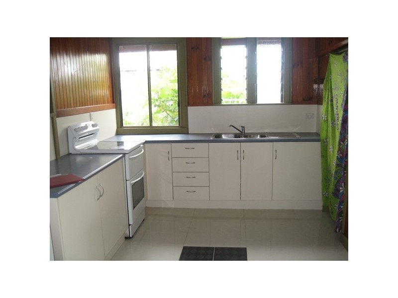 4 Walter Lever Estate Road, Silkwood QLD 4856