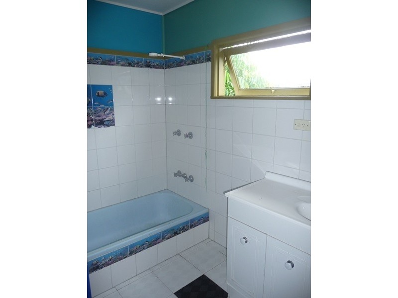 4 Walter Lever Estate Road, Silkwood QLD 4856