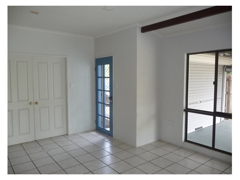 34 Holland Street, Wongaling Beach QLD 4852