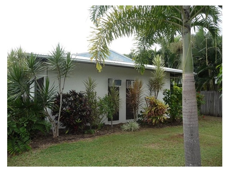 34 Holland Street, Wongaling Beach QLD 4852