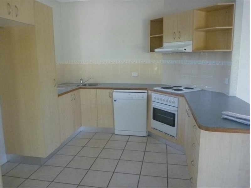 34 Holland Street, Wongaling Beach QLD 4852
