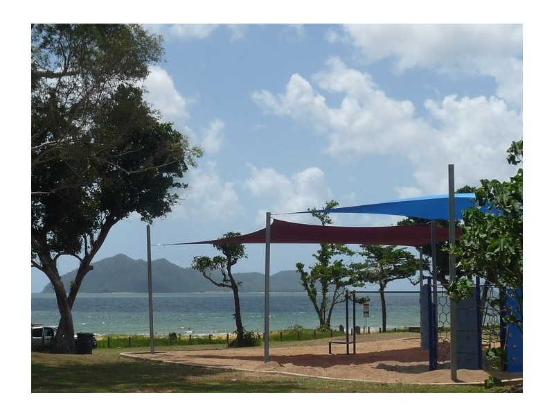 34 Holland Street, Wongaling Beach QLD 4852