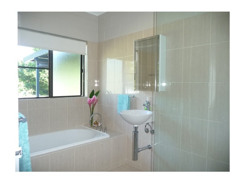 68 Kode Road, Carmoo QLD 4852