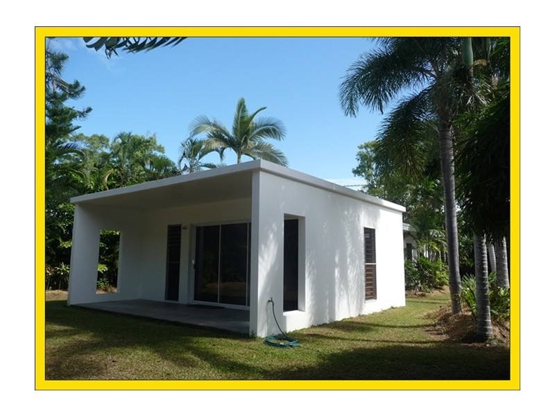 33 Pacific Parade, Mission Beach QLD 4852