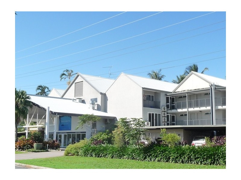 33 Pacific Parade, Mission Beach QLD 4852