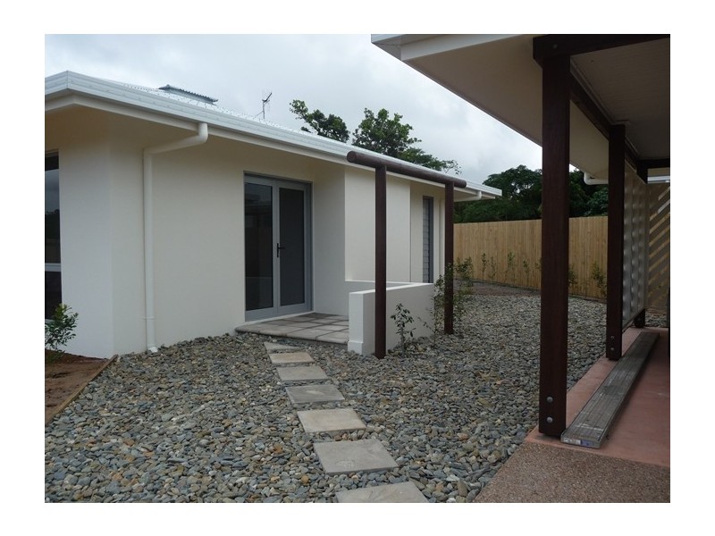 21 Shore Street, Wongaling Beach QLD 4852