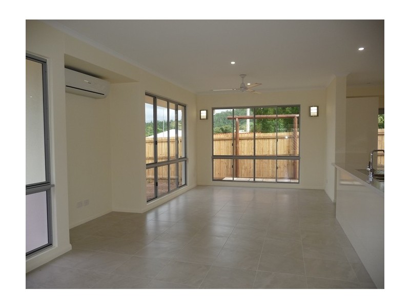21 Shore Street, Wongaling Beach QLD 4852