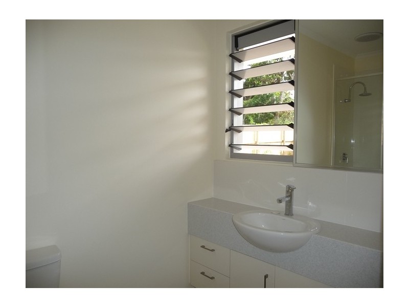 21 Shore Street, Wongaling Beach QLD 4852