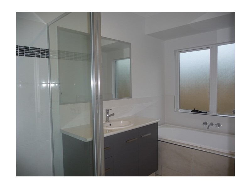 10 Mariner Drive, South Mission Beach QLD 4852