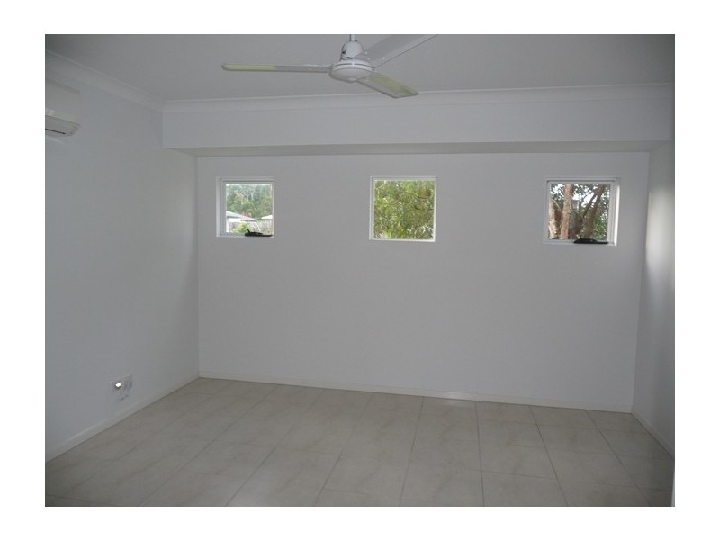 10 Mariner Drive, South Mission Beach QLD 4852