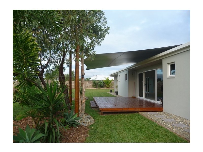 10 Mariner Drive, South Mission Beach QLD 4852