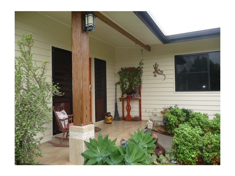 1 Riverside Terrace, South Mission Beach QLD 4852