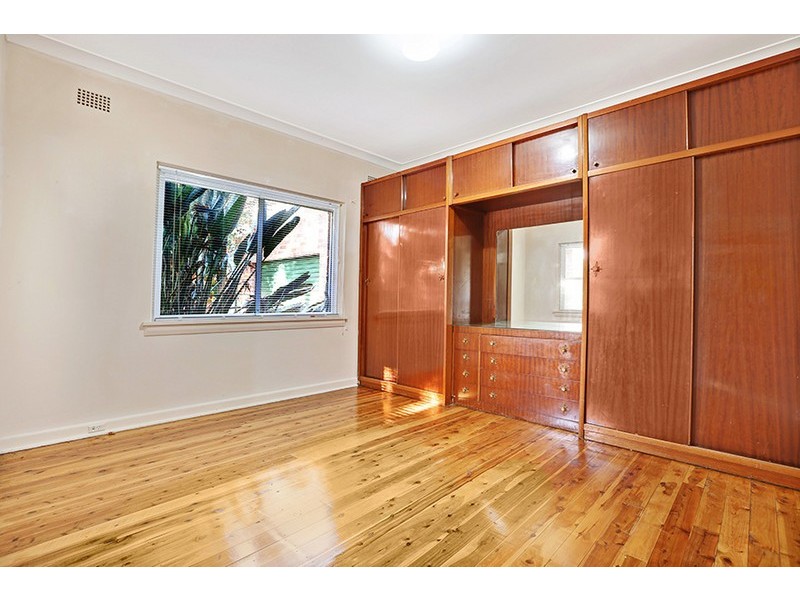 13 Dibble Avenue, Dulwich Hill NSW 2203