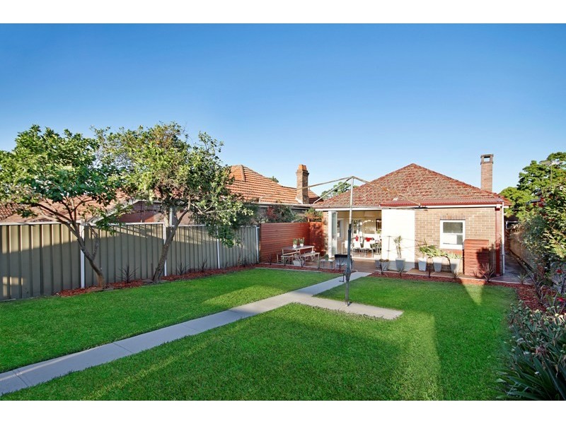 7 Leopold Street, Ashbury NSW 2193