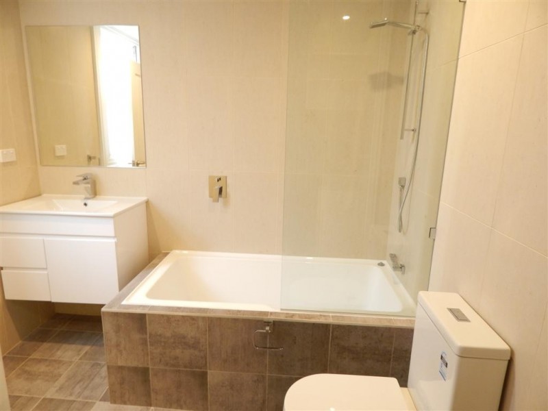 66 FITZROY ST, Marrickville NSW 2204