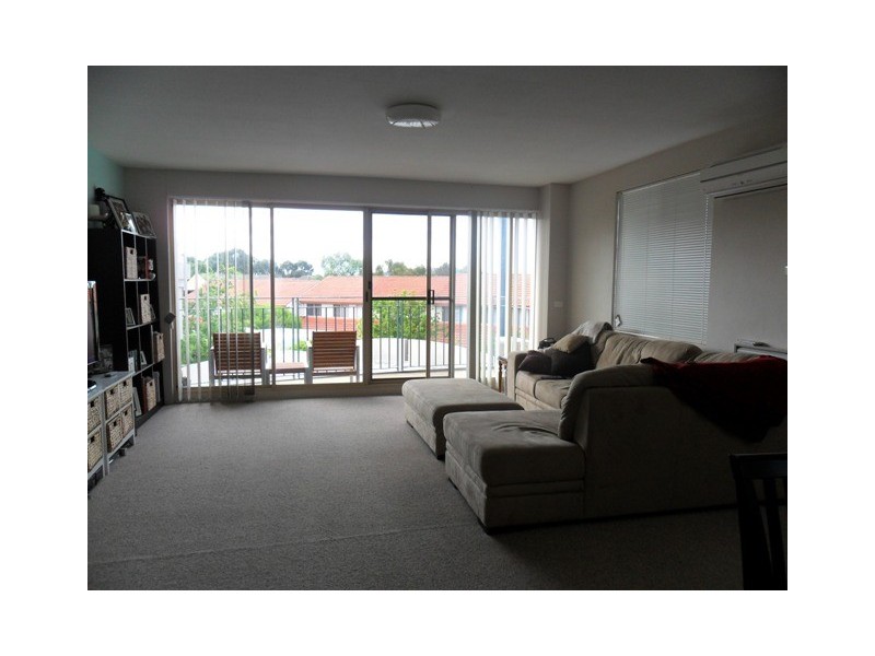 1/2 Ranken Place, Belconnen ACT 2617