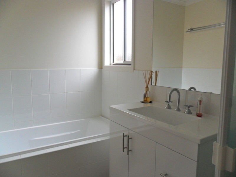 28 Heighway Street, Macgregor ACT 2615